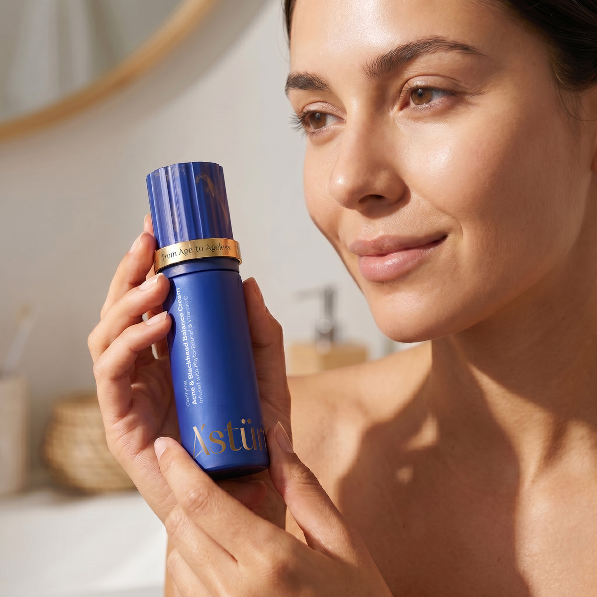 Clarifying Acne & Blackhead Balance Cream Infused with Phyto-Retinol & Vitamin C