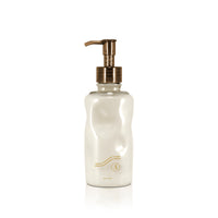 Essential Purifying Milk Cleanser Infused with Phyto-Retinol & Vitamin C
